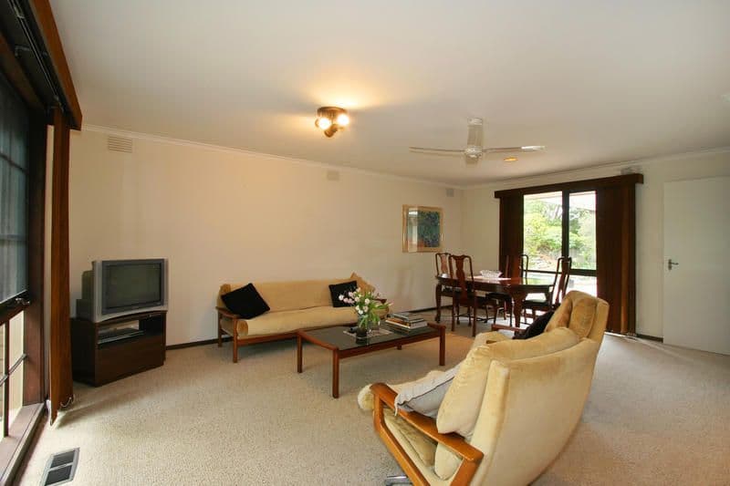 7 Chifley Court, DINGLEY VILLAGE VIC 3172, Dingley Village - Thumbnail 2