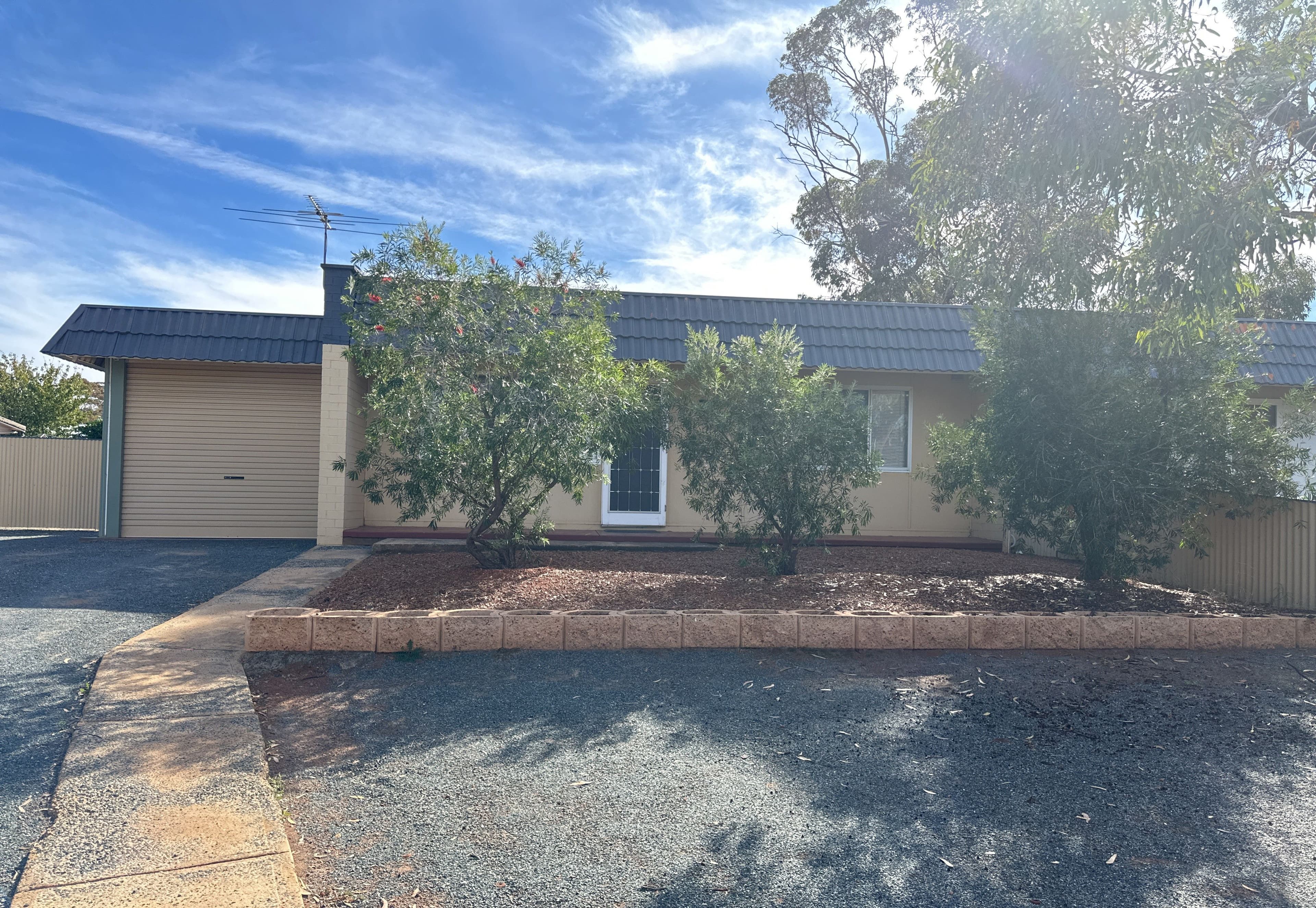 25 Larkin Street, Kambalda East WA 6442, Kambalda East - Image 1
