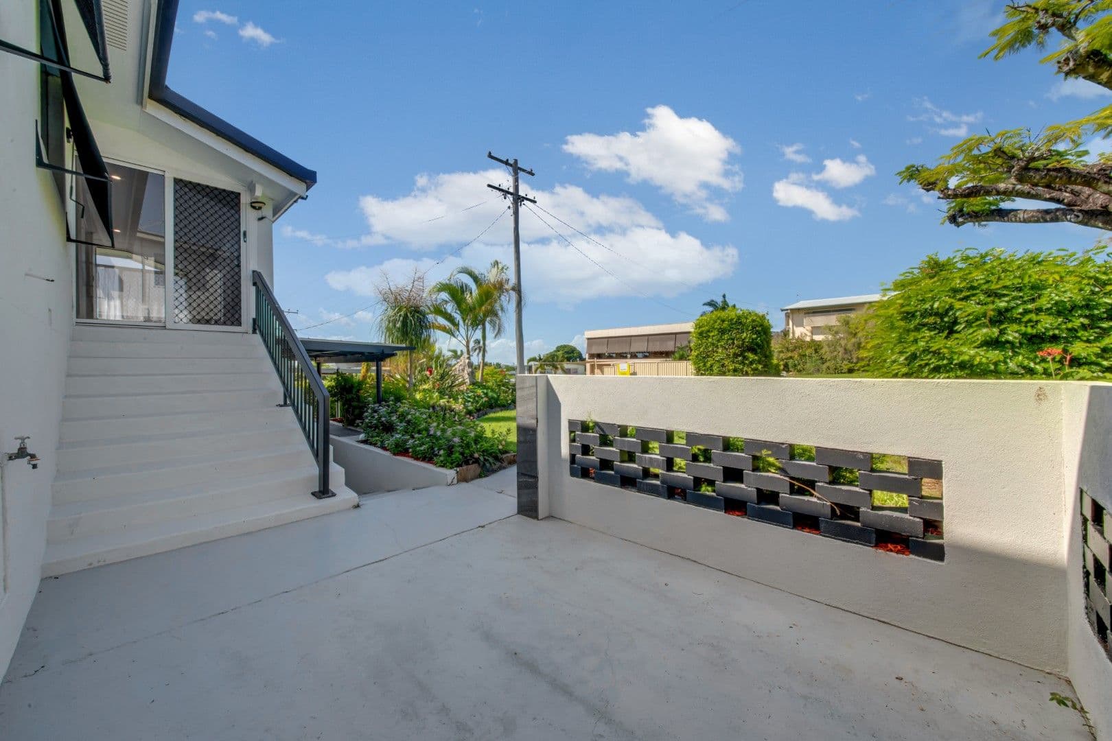 16 Wistari Street, Clinton QLD 4680, Clinton - Thumbnail 3