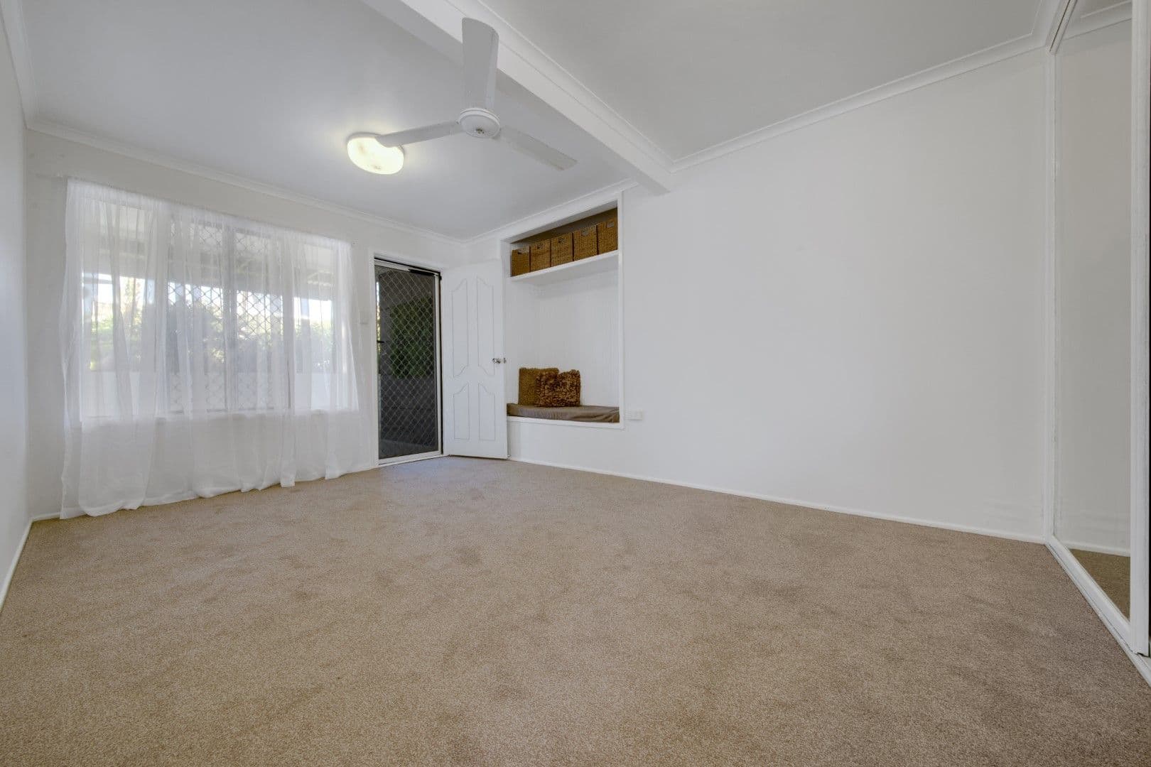 16 Wistari Street, Clinton QLD 4680, Clinton - Thumbnail 6