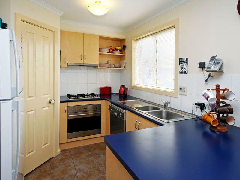 51 Grafton Street, ST ALBANS PARK VIC 3219, St Albans Park - Thumbnail 3