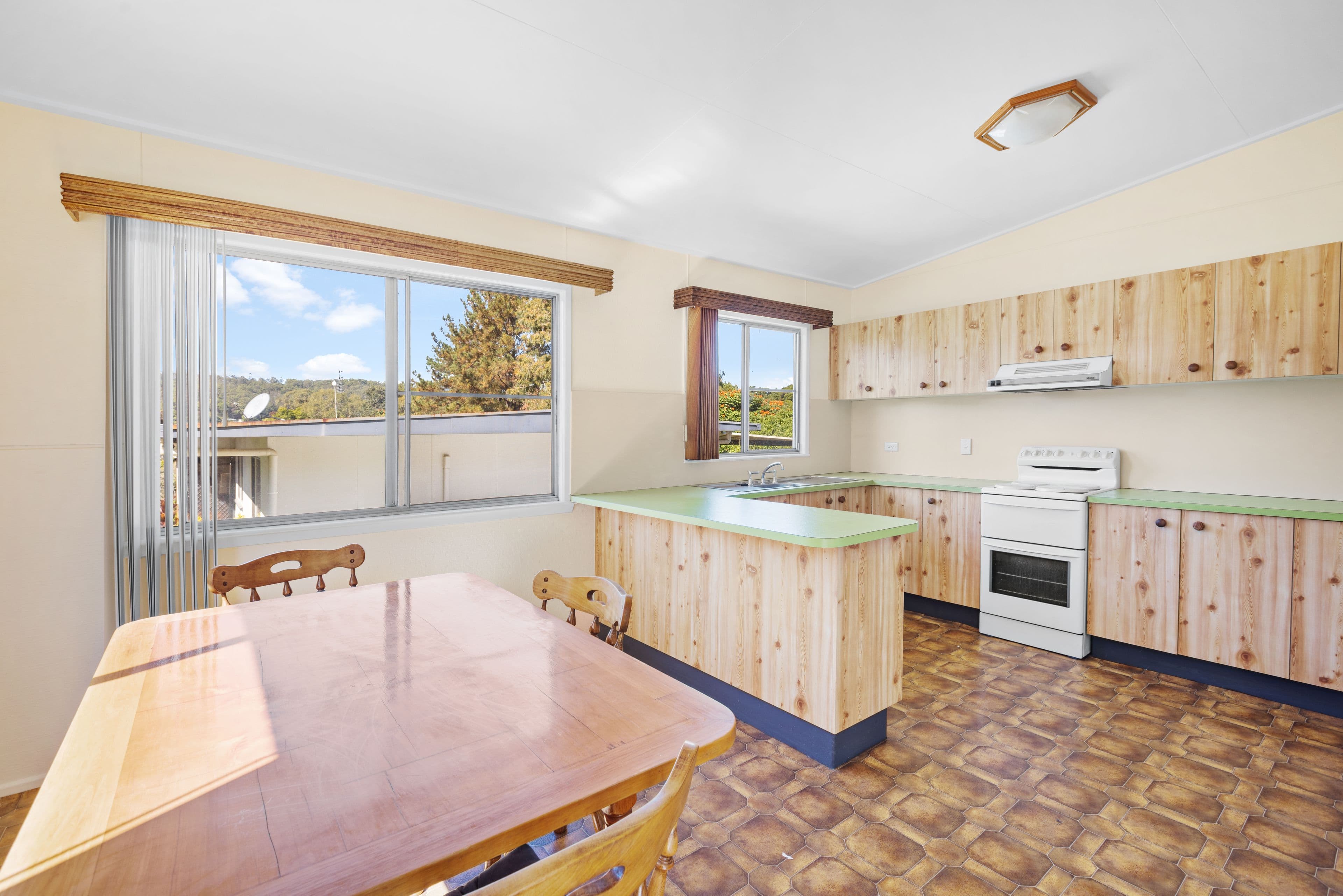 8 Sapphire Drive, Nambour QLD 4560, Nambour - Thumbnail 3
