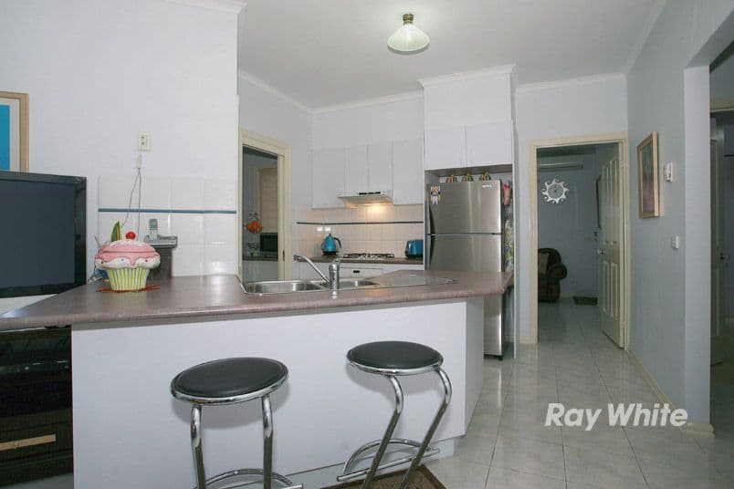 8 Bowmore Road, NOBLE PARK VIC 3174, Noble Park - Thumbnail 2