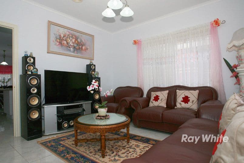 8 Bowmore Road, NOBLE PARK VIC 3174, Noble Park - Thumbnail 5
