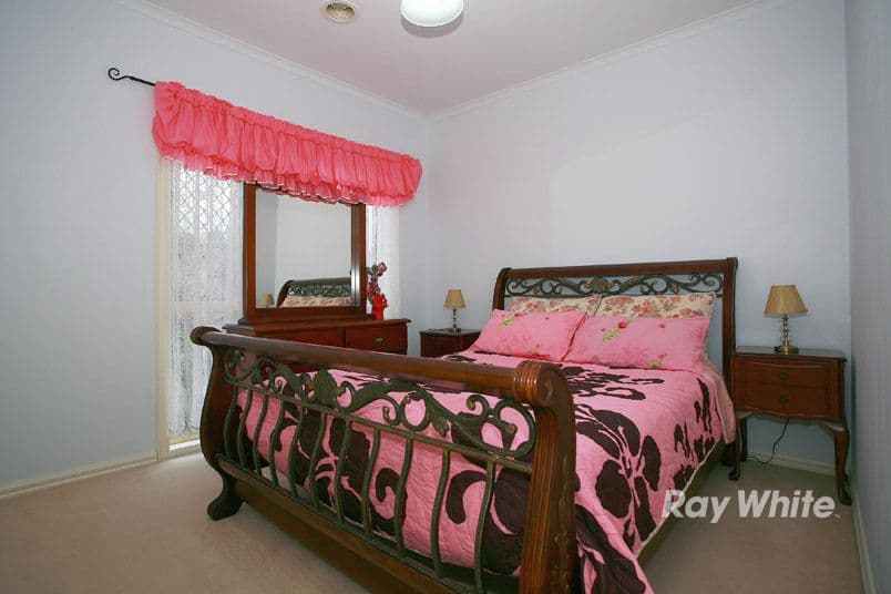8 Bowmore Road, NOBLE PARK VIC 3174, Noble Park - Thumbnail 8