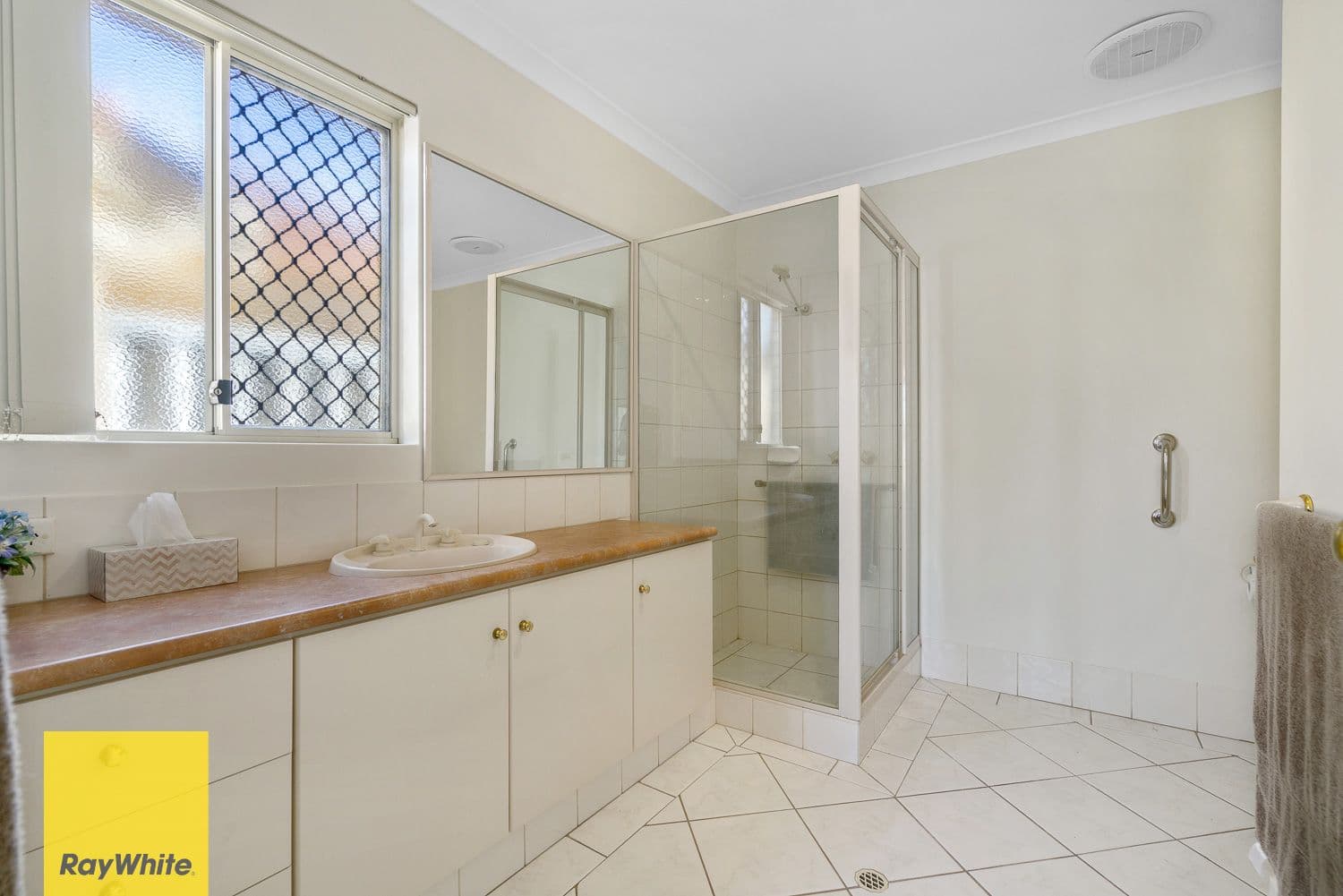1A Noongah Place, Nollamara WA 6061, Nollamara - Thumbnail 5