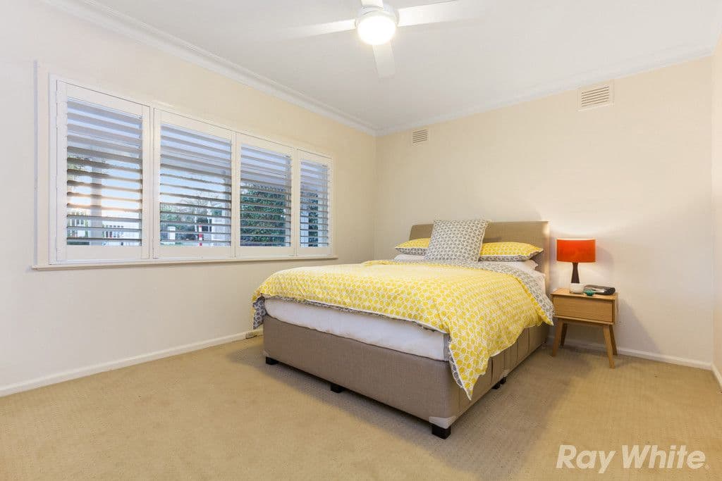 2 Wilson Street, Cheltenham VIC 3192, Cheltenham - Thumbnail 3