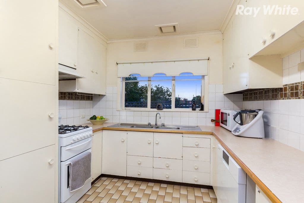 2 Wilson Street, Cheltenham VIC 3192, Cheltenham - Thumbnail 8