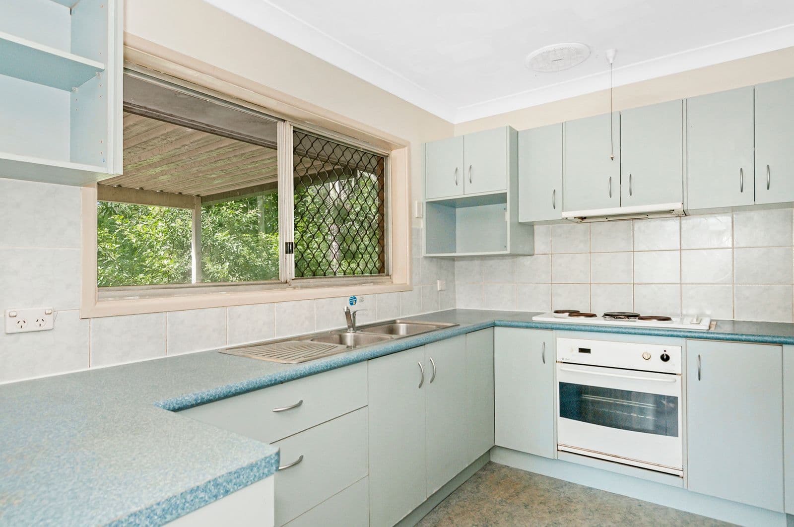 12 Isabel Street, Loganlea QLD 4131, Loganlea - Thumbnail 5