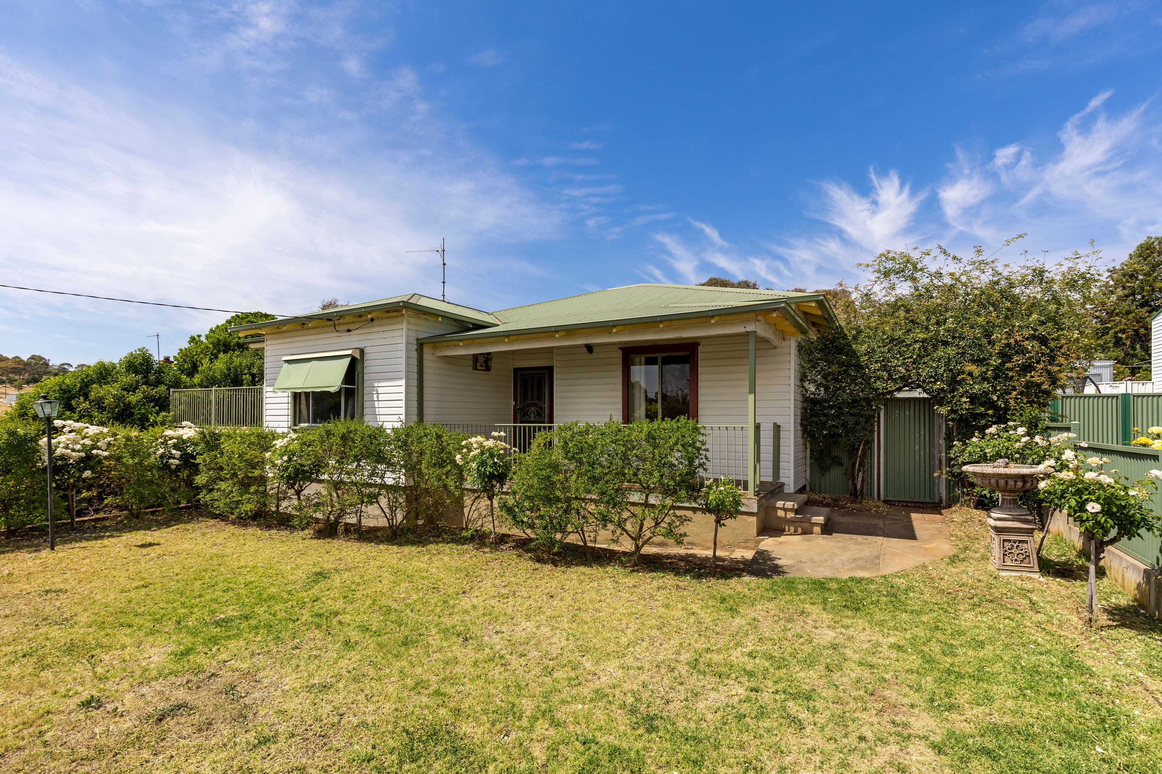 31 Dalley Street, Junee NSW 2663, Junee - Image 1