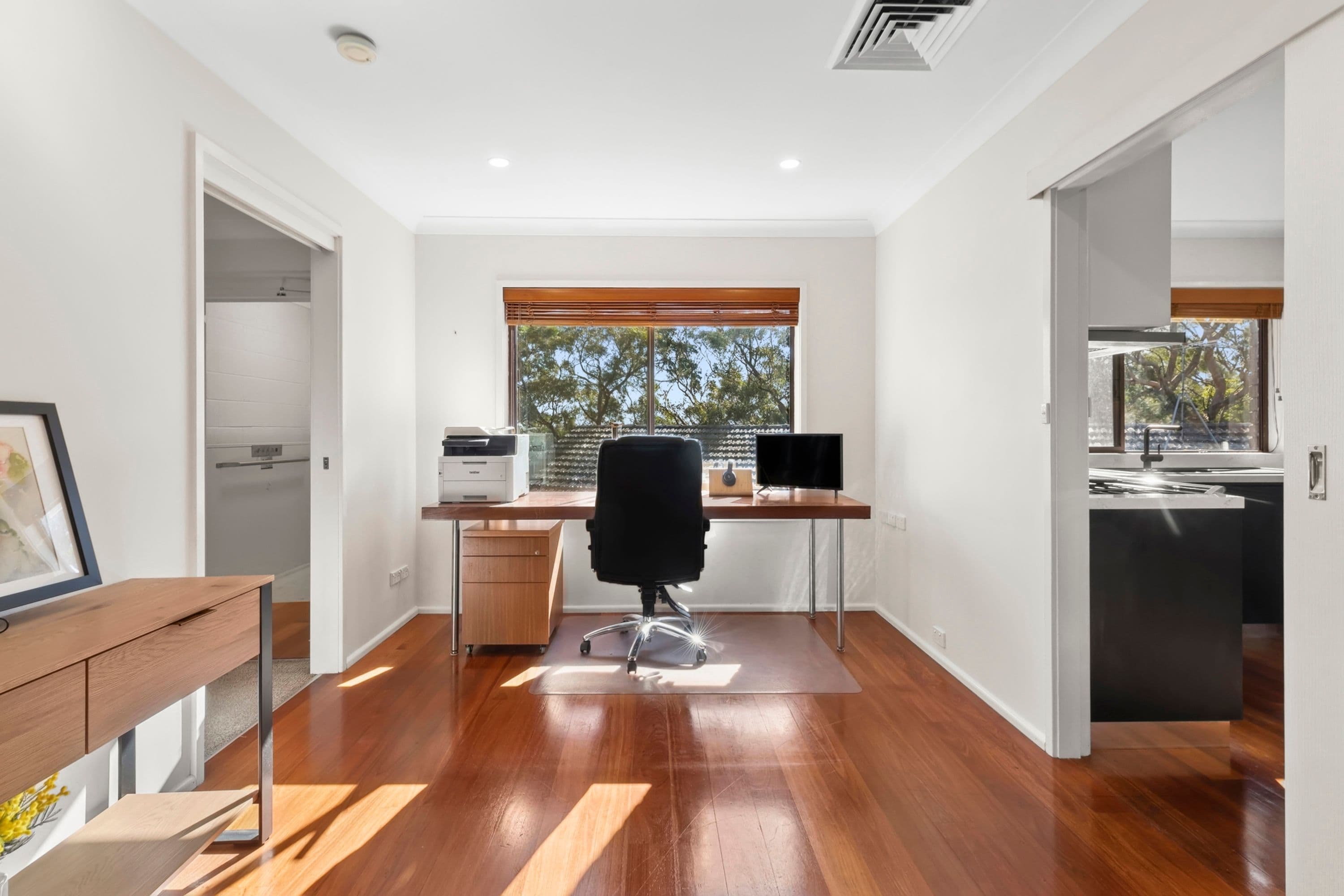 25 Holmlea Place, Engadine NSW 2233, Engadine - Thumbnail 8
