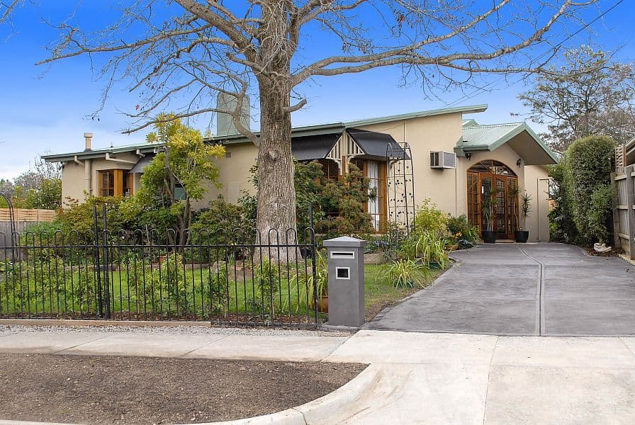 18 Endeavour Street, MITCHAM VIC 3132, Mitcham - Image 1