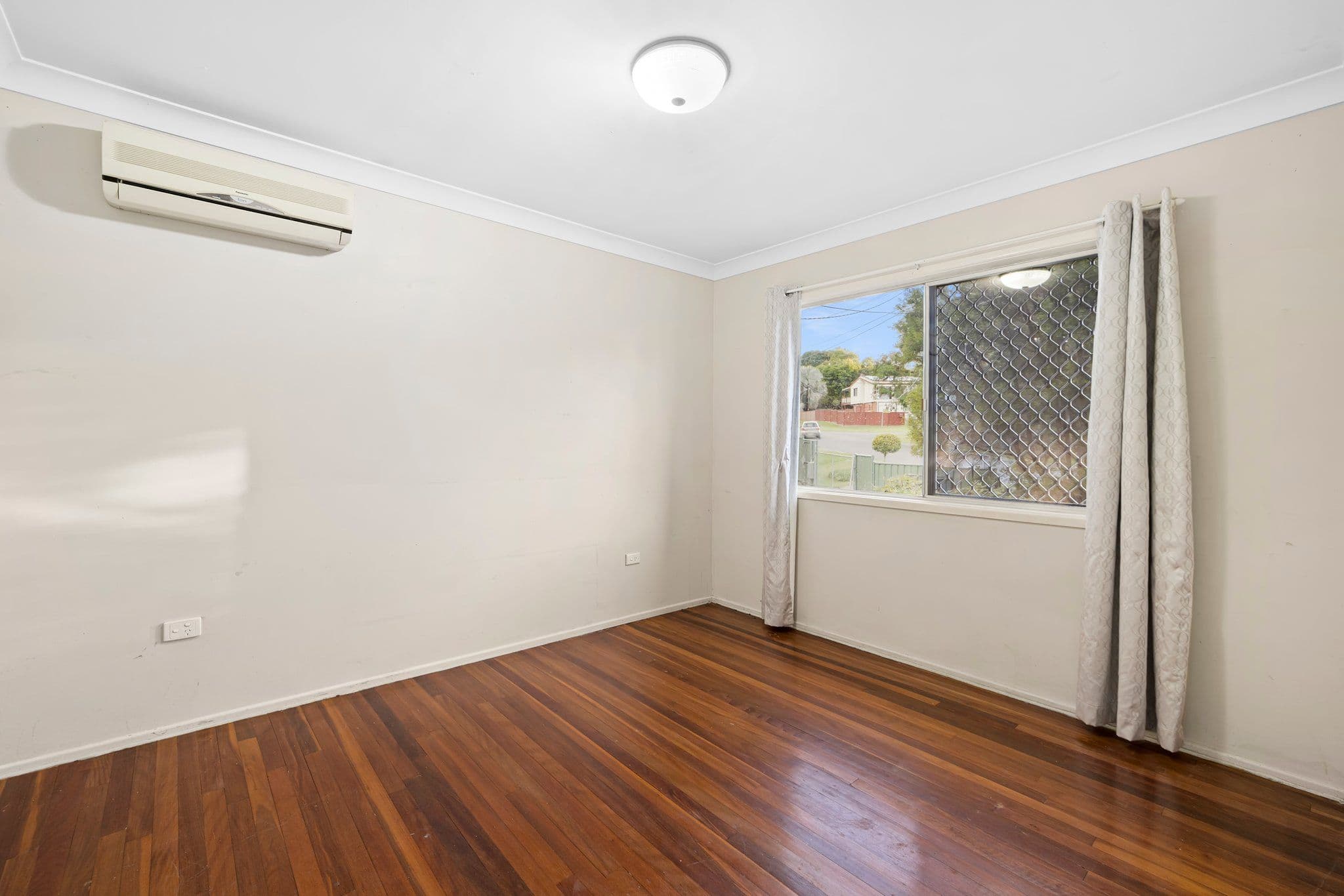14 Duncan Street, Redbank Plains QLD 4301, Redbank Plains - Thumbnail 8