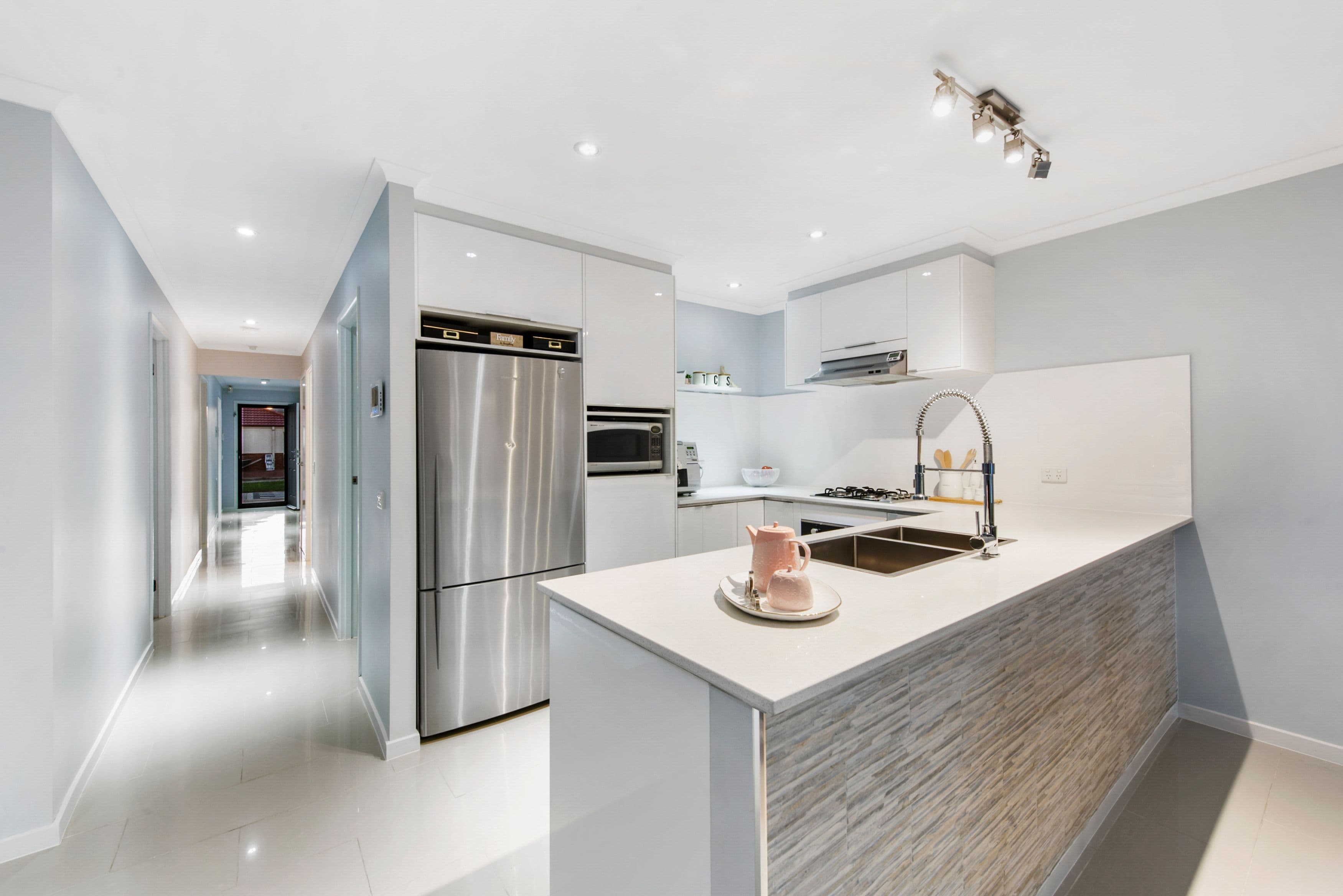 34 Barringo Way, Caroline Springs VIC 3023, Caroline Springs - Thumbnail 2