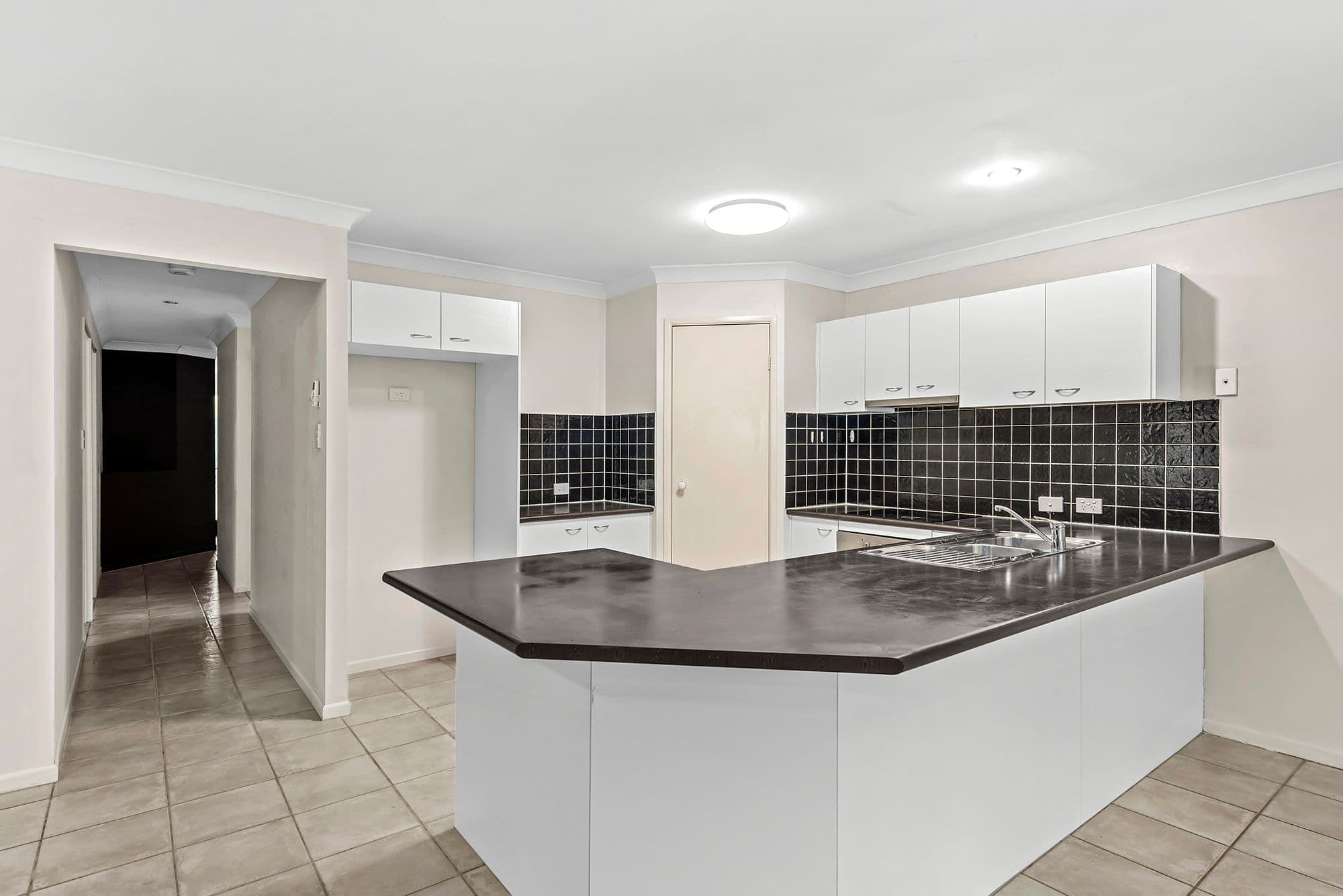 9 Owen Stanley Place, Darra QLD 4076, Darra - Thumbnail 6