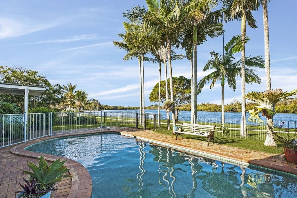 59 Sunset Boulevard, Tweed Heads West - Image 1