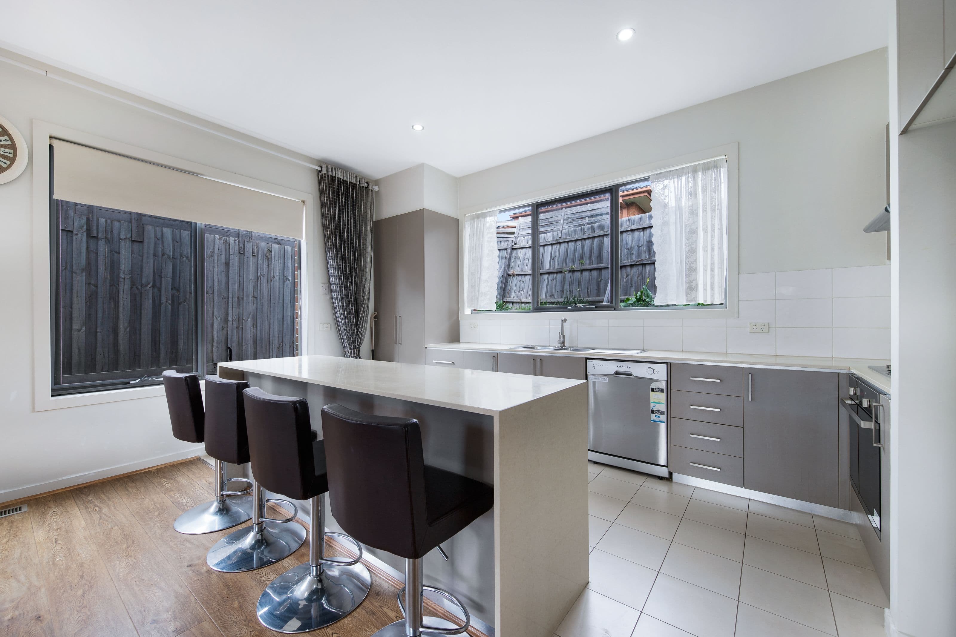 10 Fortune Street, Box Hill North VIC 3129, Box Hill North - Thumbnail 2