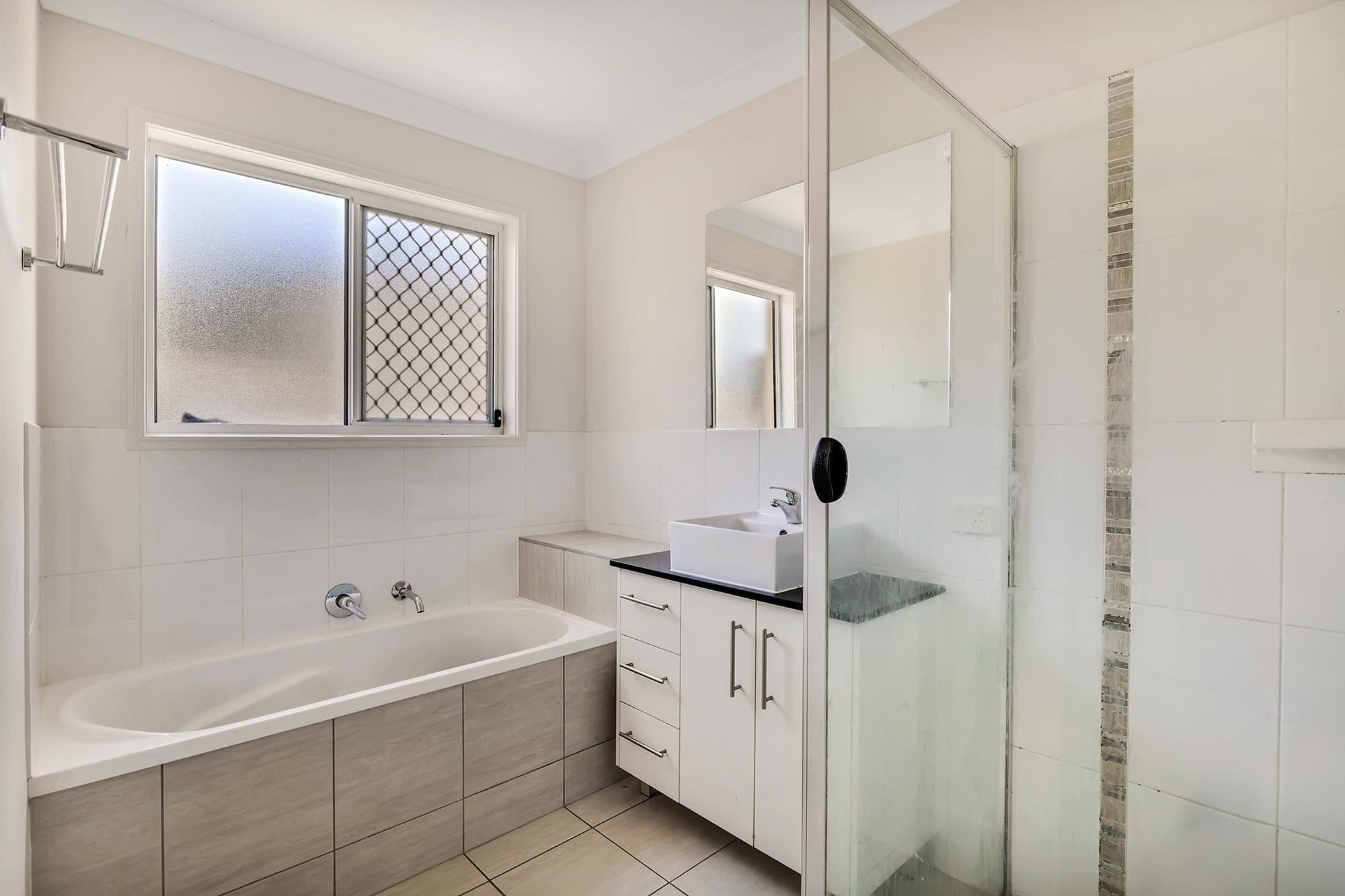 23 Paradise Drive, Coomera QLD 4209, Coomera - Thumbnail 8