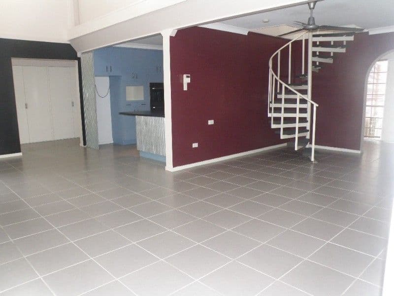 2 Neill Street, EAST MACKAY QLD 4740, East Mackay - Thumbnail 4