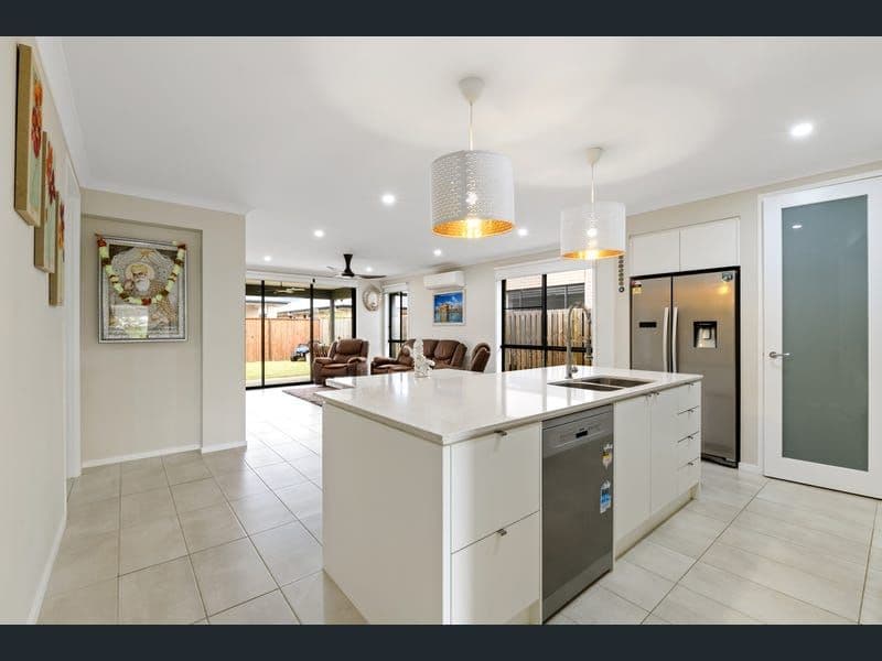 9 Mebbin Street, Pimpama QLD 4209, Pimpama - Thumbnail 4