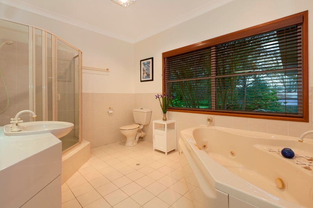 34 Willmington Street, NEWMARKET QLD 4051, Newmarket - Thumbnail 3