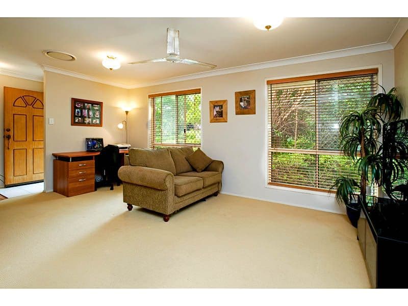 10 Pindari Crescent, WISHART QLD 4122, Wishart - Thumbnail 3