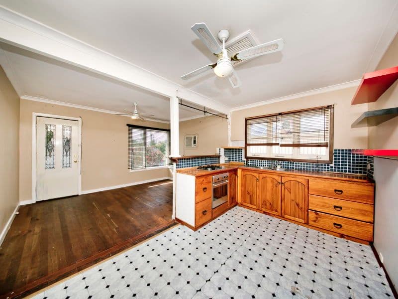 23 Tresidder Road, LOCKRIDGE WA 6054, Lockridge - Thumbnail 6