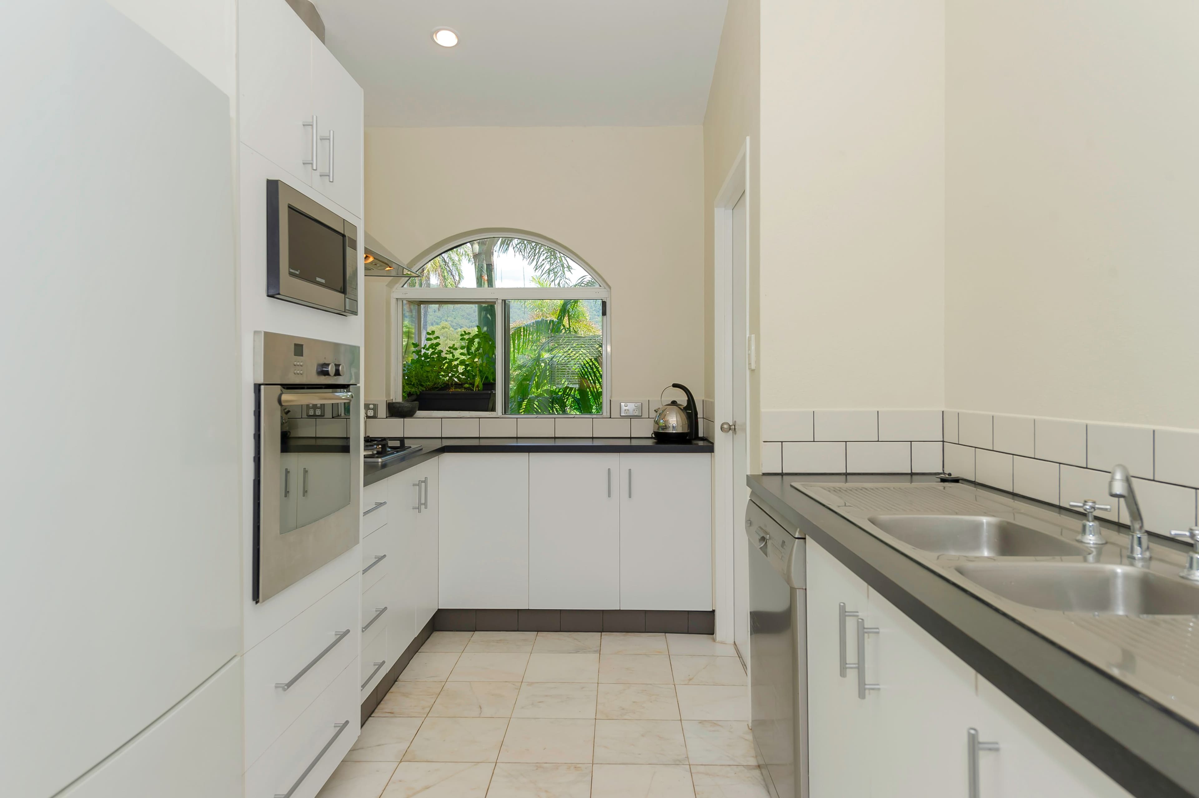 31 Endeavour Street, Port Douglas QLD 4877, Port Douglas - Thumbnail 3