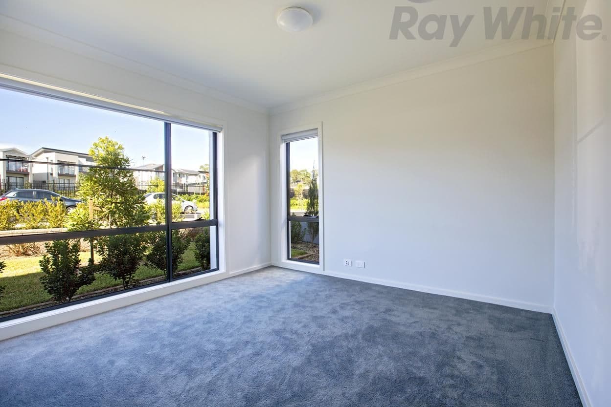 23 Greenview Drive, Moorebank - Thumbnail 2