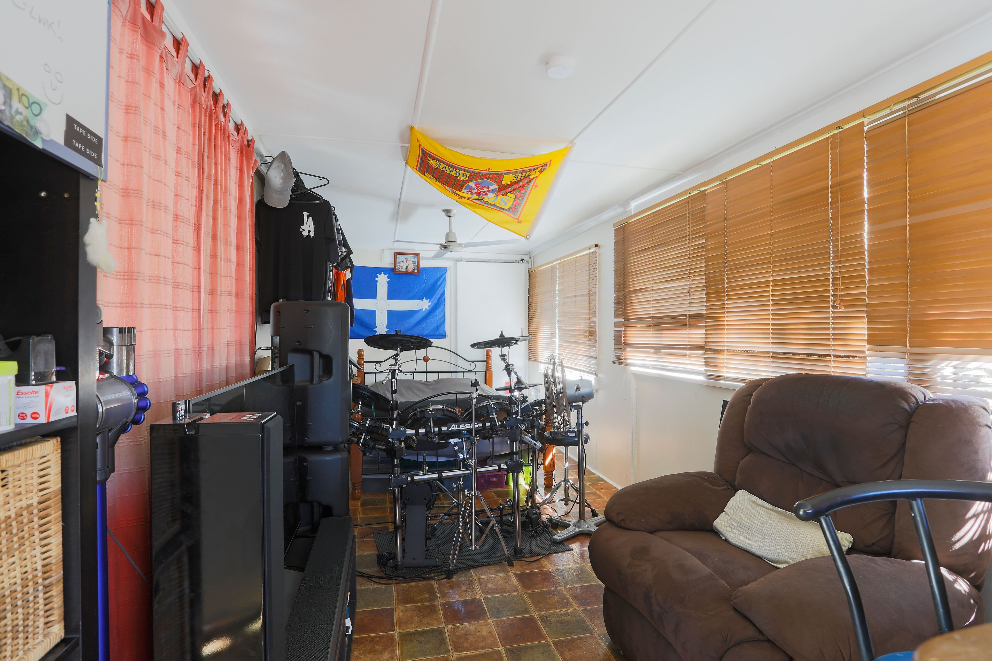 9 Marryatt Street, West Mackay QLD 4740, West Mackay - Thumbnail 6