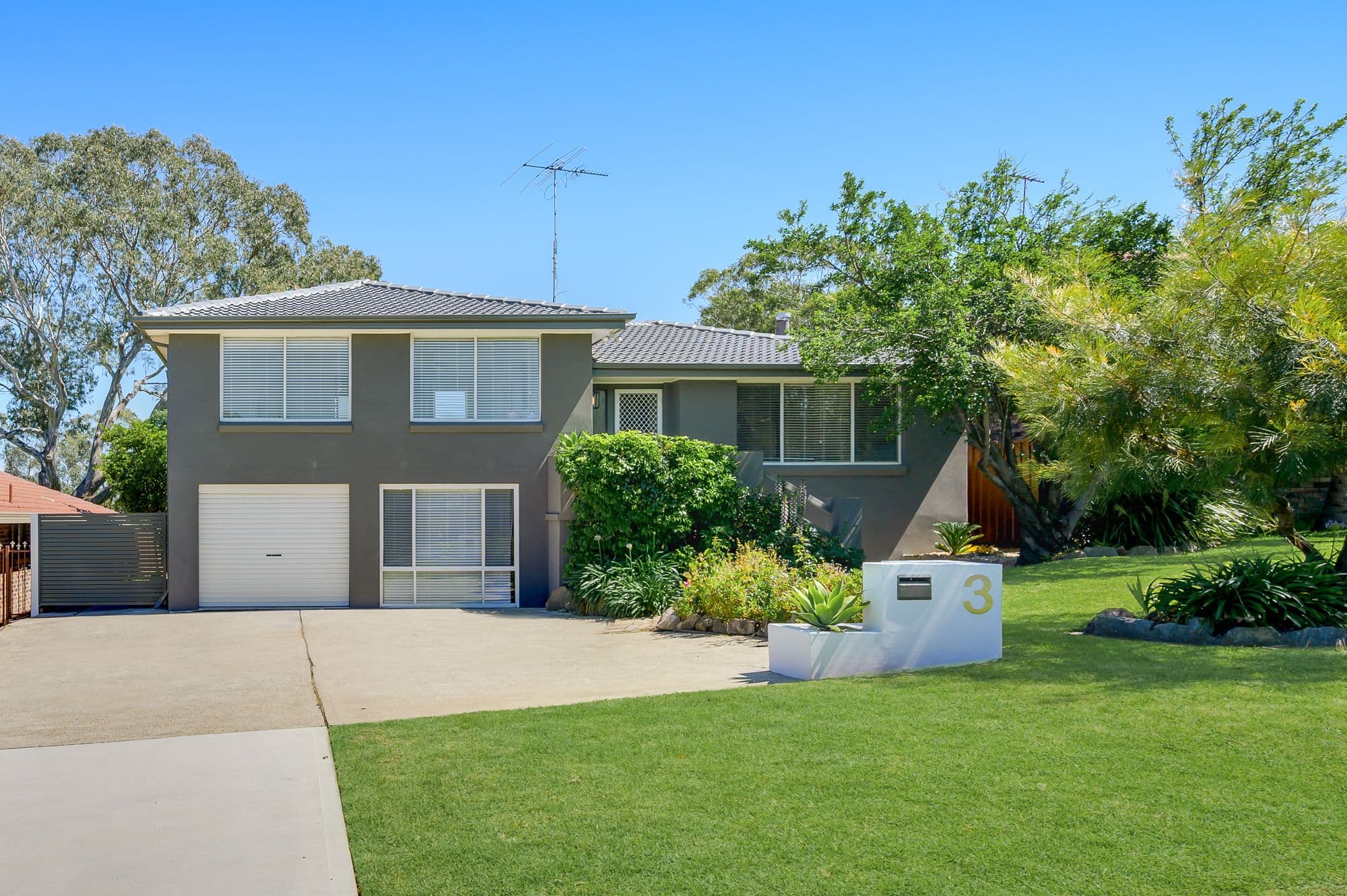 3 Ballantrae Drive, St Andrews NSW 2566, St Andrews - Image 1