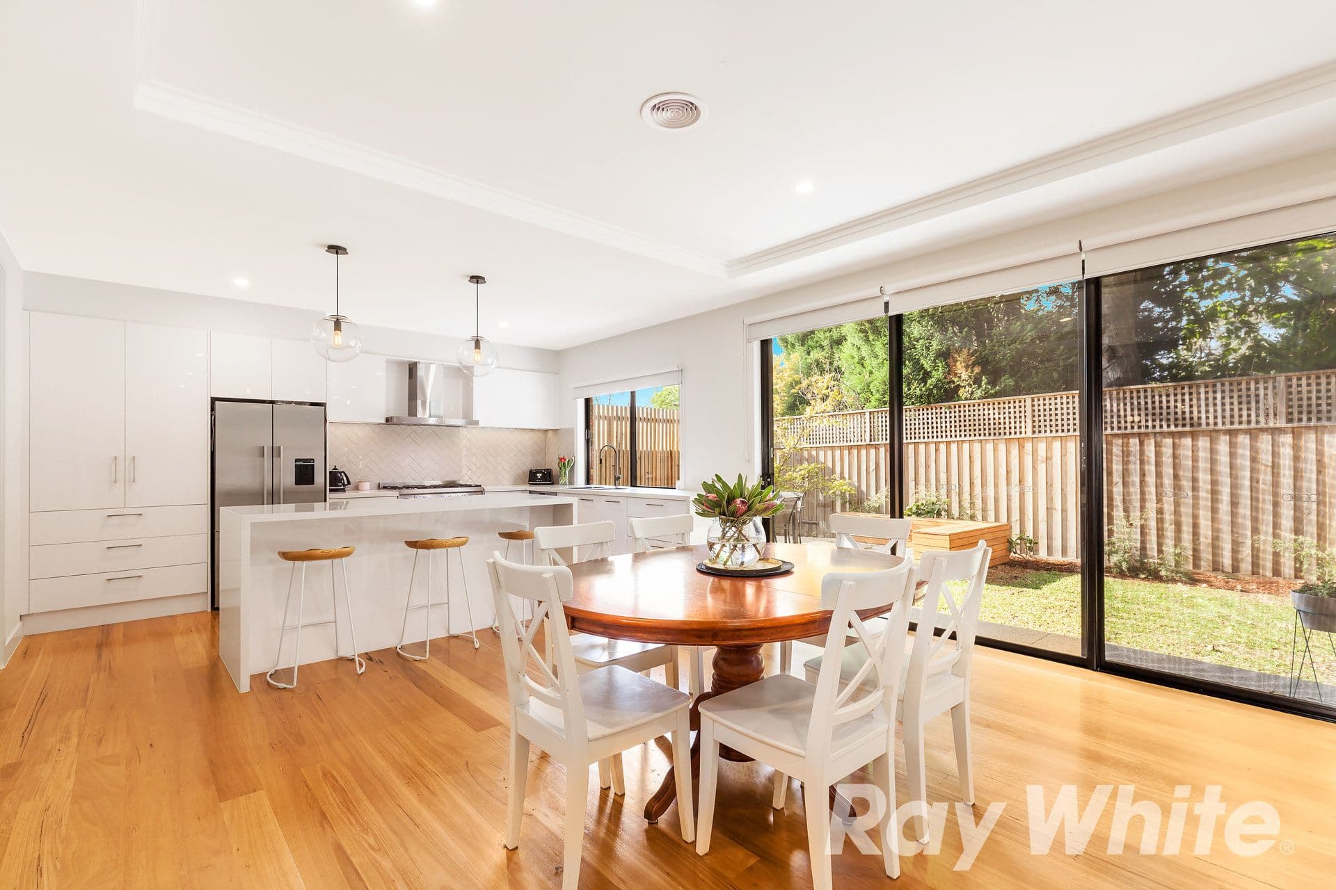 25 Linda Crescent, Ferntree Gully VIC 3156, Ferntree Gully - Thumbnail 3