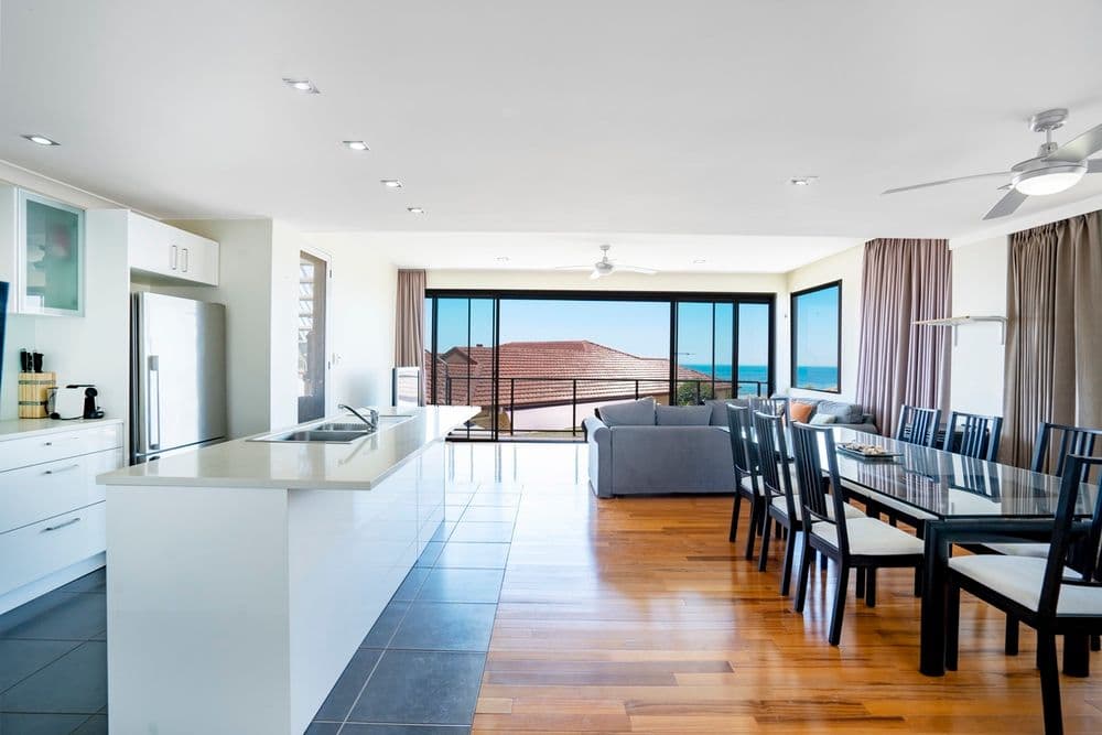 4 Dylan Court, Sandstone Point QLD 4511, Sandstone Point - Thumbnail 2