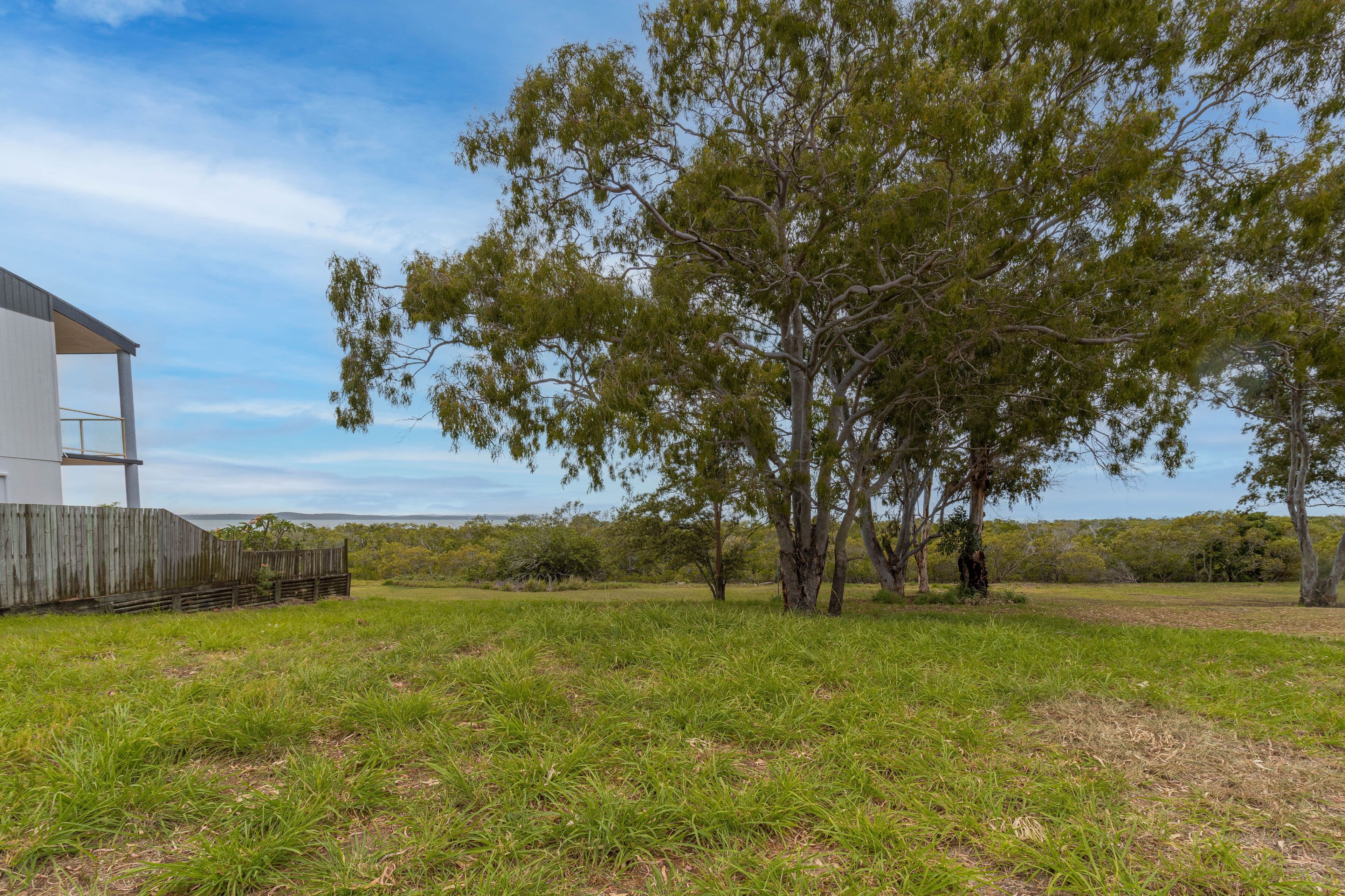 8 Foreshore Drive, Urangan QLD 4655, Urangan - Thumbnail 3