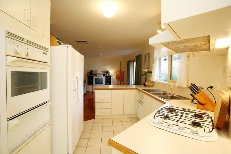 4 Quartz Place, NARRE WARREN VIC 3805, Narre Warren North - Thumbnail 6