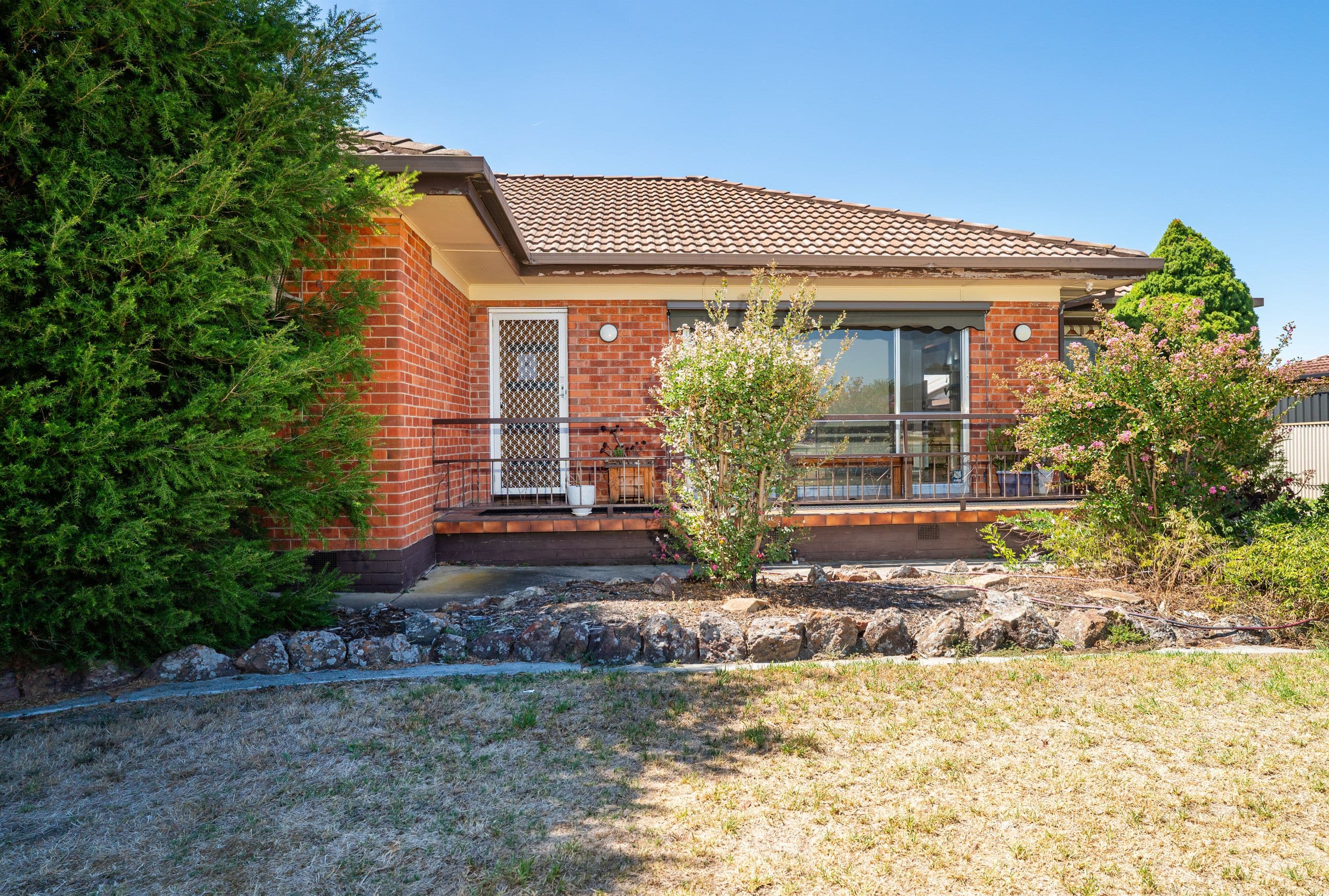 554 Kemp Street, Lavington NSW 2641, Lavington - Thumbnail 2