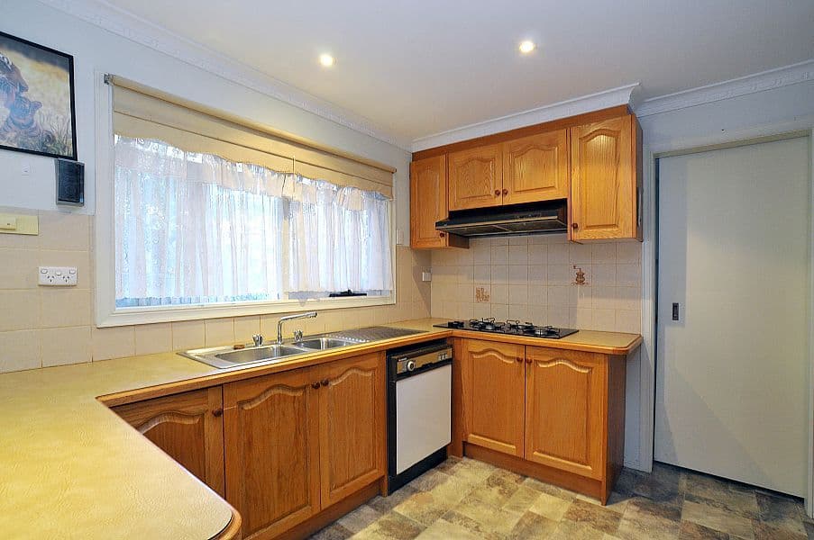 22 Walker Avenue, MITCHAM VIC 3132, Mitcham - Thumbnail 4