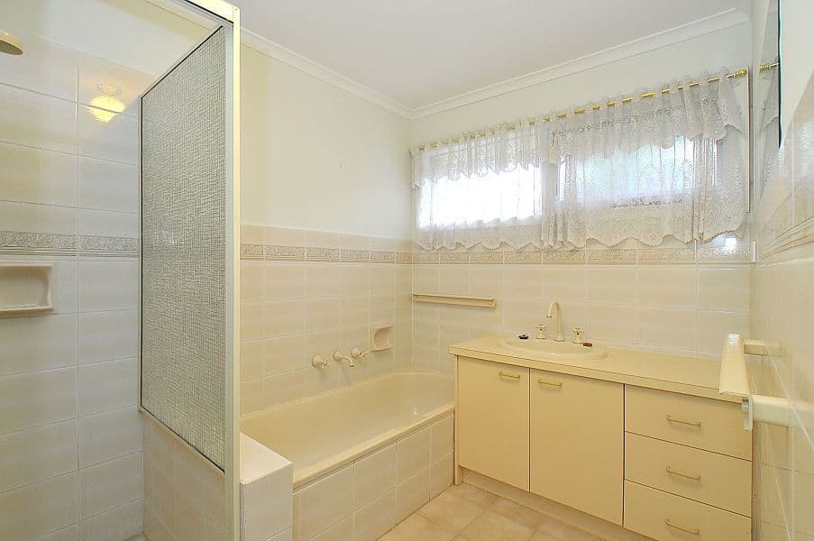 22 Walker Avenue, MITCHAM VIC 3132, Mitcham - Thumbnail 5