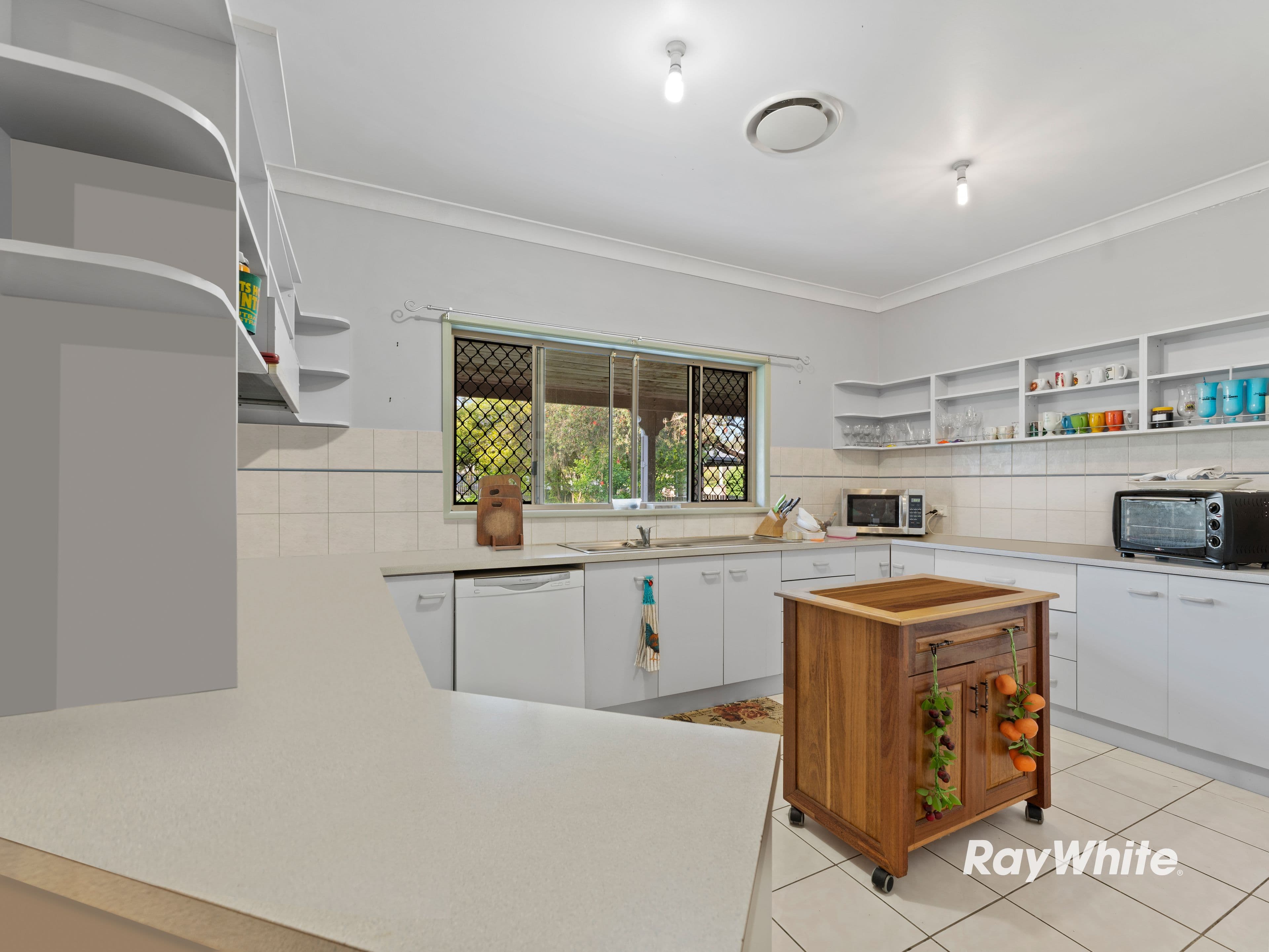 68 Holyrood Court, Munruben QLD 4125, Munruben - Thumbnail 8