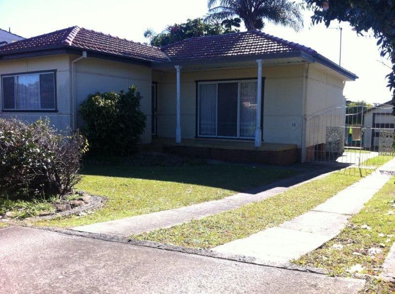 15 Bass Street, BARRACK HEIGHTS NSW 2528, Barrack Heights - Image 1