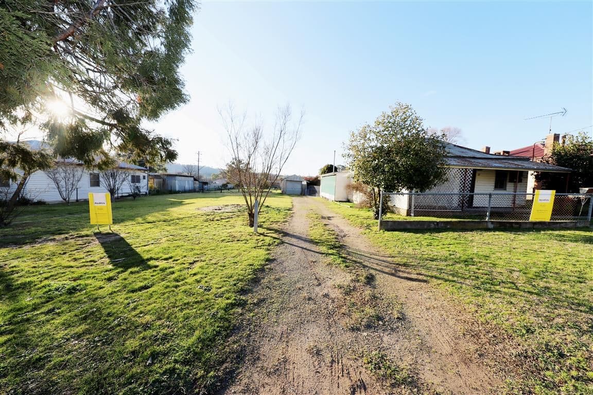 21 & Lot 3 Tumut Street, Tumut NSW 2720, Tumut - Thumbnail 2