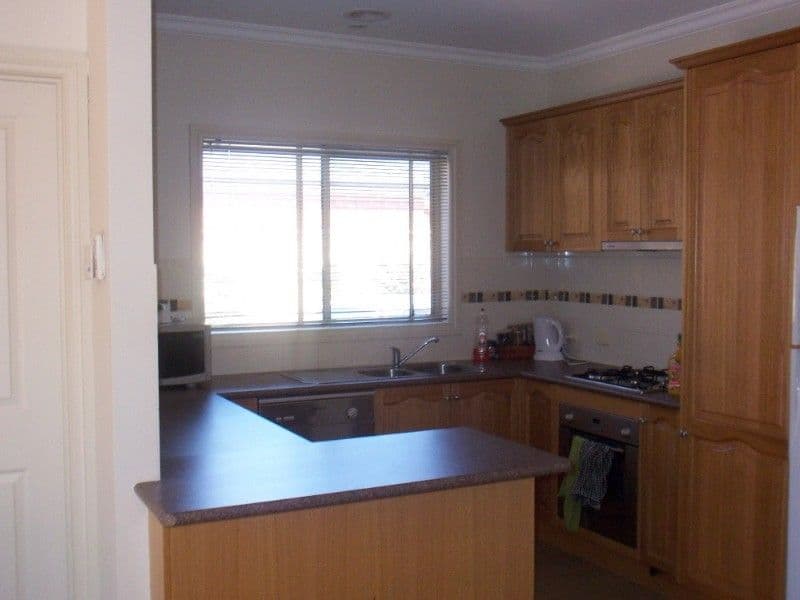4 Keck Street, FLORA HILL VIC 3550, Flora Hill - Thumbnail 5