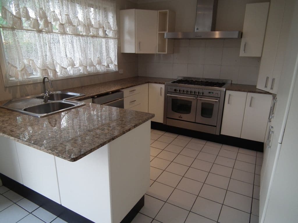 145 Russell Street, EMU HEIGHTS NSW 2750, Emu Heights - Thumbnail 2