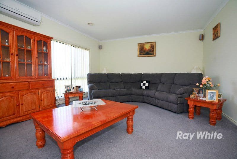 9 Dunferline Crescent, CRANBOURNE VIC 3977, Cranbourne - Thumbnail 7
