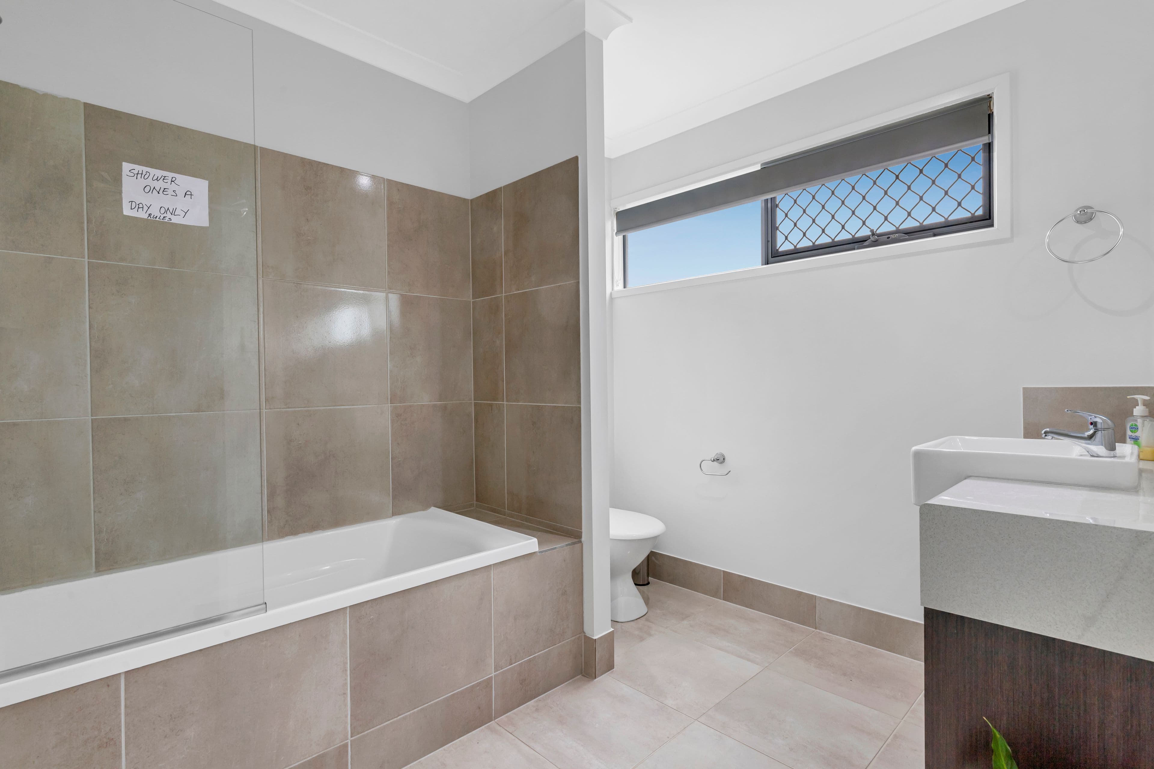 61 Warrumbungle Parade, Fitzgibbon QLD 4018, Fitzgibbon - Thumbnail 7