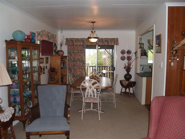 37 Burchell Street, CARINA QLD 4152, Carina - Thumbnail 4