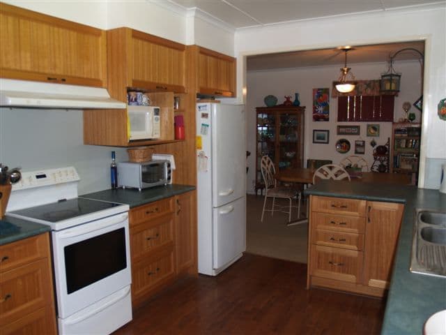 37 Burchell Street, CARINA QLD 4152, Carina - Thumbnail 6