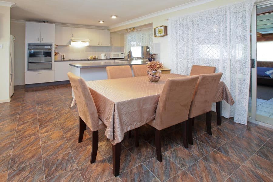 1 Lambrook Court, CAMIRA QLD 4300, Camira - Thumbnail 2