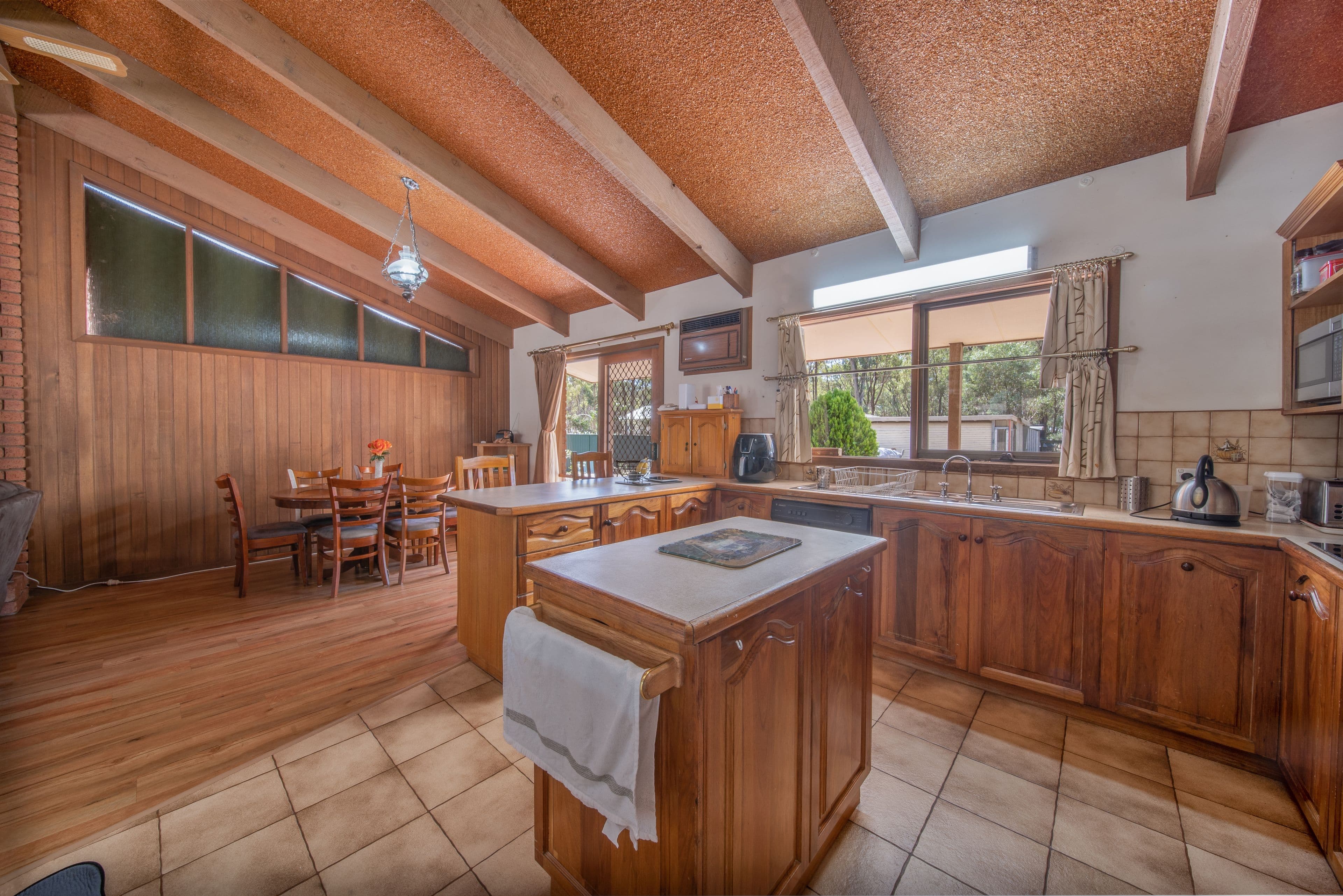 89 Hammill Street, Kangaroo Flat VIC 3555, Kangaroo Flat - Thumbnail 3
