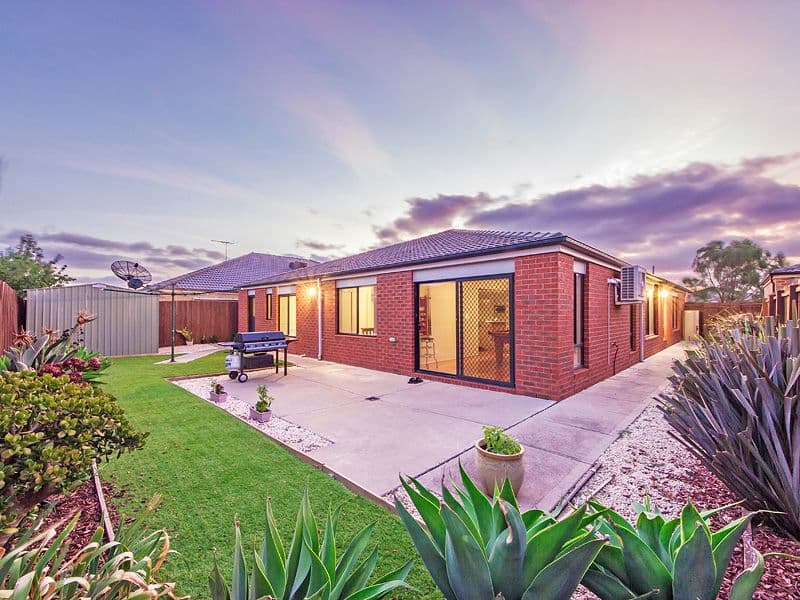 21 Ellesmere Way, TRUGANINA VIC 3029, Truganina - Thumbnail 4